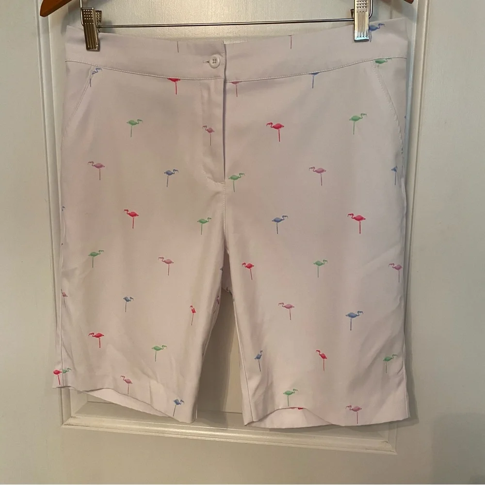 GREG NORMAN SHORTS BERMUDA ACTIVE WHITE FLAMINGO PRINT POCKETS FLAT FRONT SIZE 6